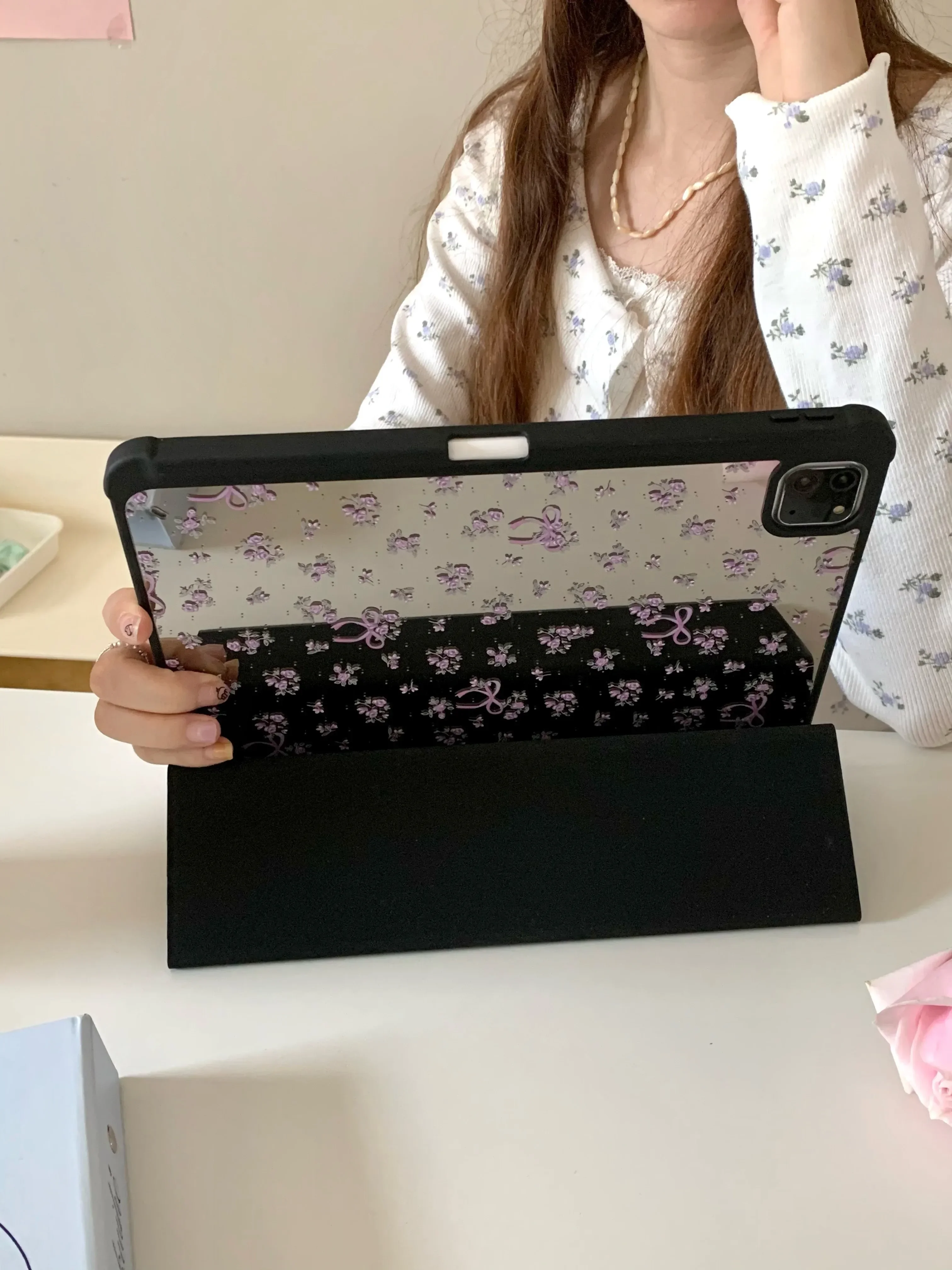 Sleek Mirror Acrylic Smart Case with Pen Holder