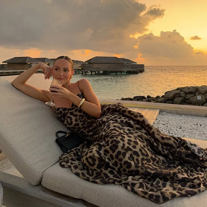 Vestidos largos con tirantes y estampado de leopardo Y2K para mujer, vestido de fiesta ajustado sin mangas con espalda descubierta, estilo vintage de verano 2025 para mujer _Nuevo