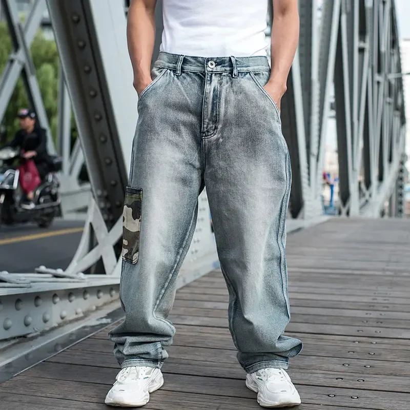 

2021 свободные джинсы мужские джинсовые брюки-багги прямые камуфляжные карманы в стиле хип-хоп для скейтборда стандартные синие широкие брюки большого размера 46