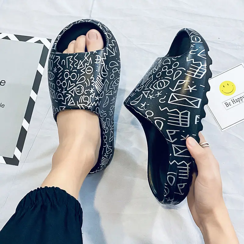 

Graffiti Slides Men Summer Outdoor Slippers Women Thick 2022 New Fashion Printed Platform Shoes Non-slip Outdoor Sandals
