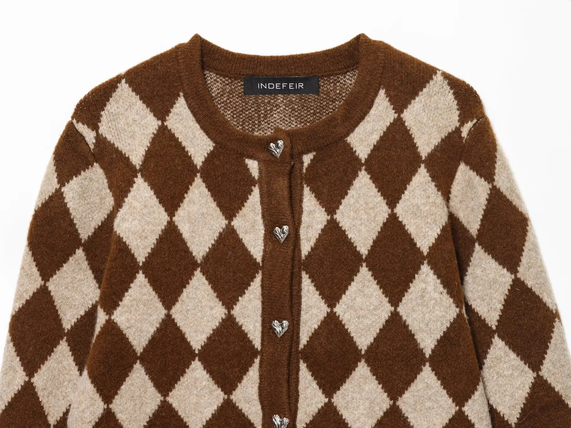 Women Contrasting Argyle Knit Cardigan Female O-Neck Long Sleeved Single Breasted Sweater Coat Lady Retro High Waisted Short Top