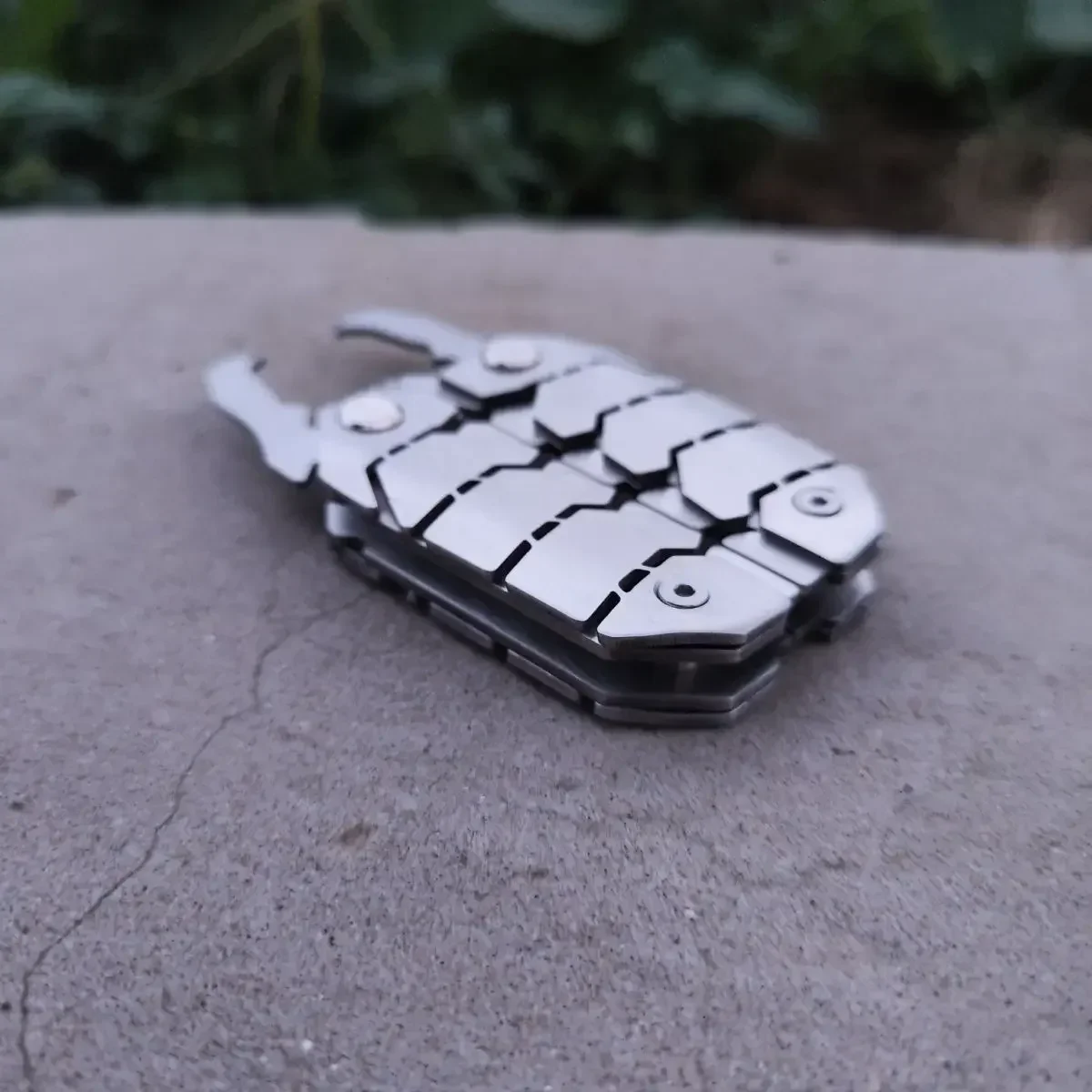 1개 성스러운 딱정벌레 디컴프레션 버터플라이 EDC 장난감 병따개 사무실 디컴프레션 장식 공예 다기능 도구