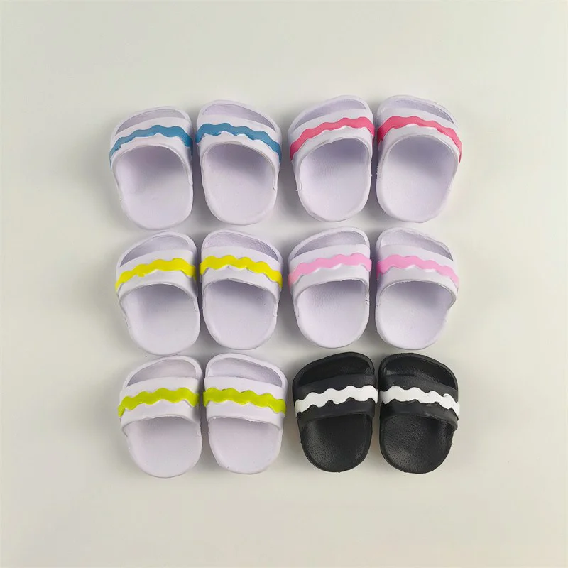 

2Pcs/pair Cute 3D Mini Sandals Plastic Cute Beach Shoes Wave Pattern Pet Shoes Keychain Bag Doll Shoes Accessories