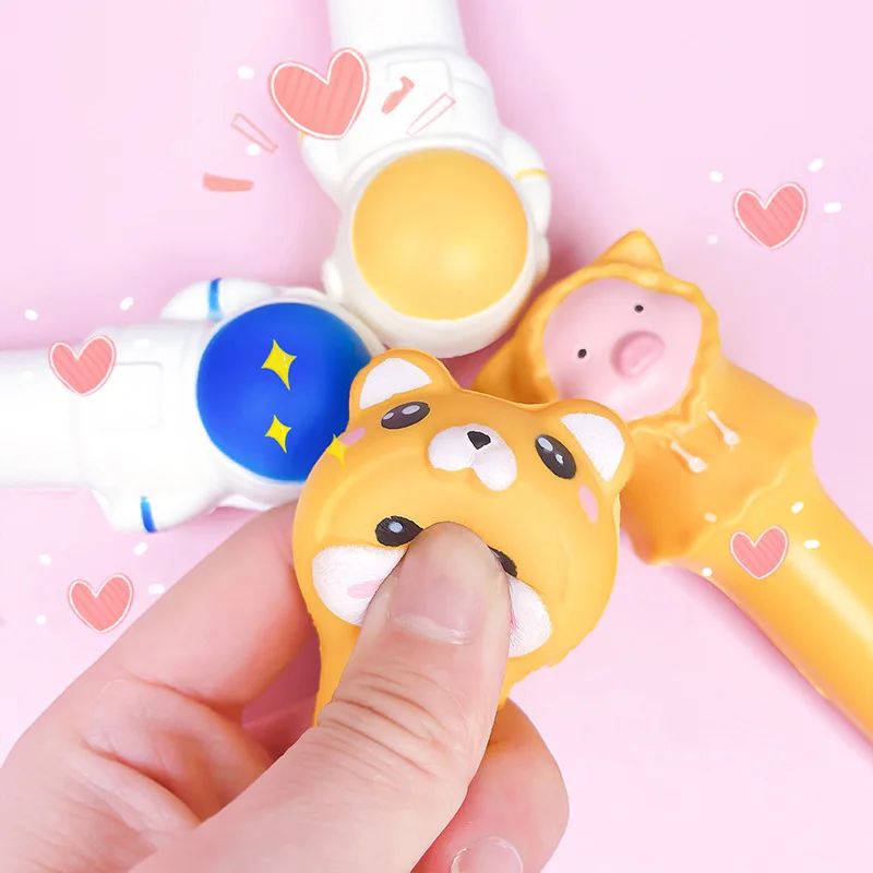 

Кавайные мягкие сжимаемые гелевые ручки, милые Мультяшные свинки, астронавт, школьные и офисные принадлежности для письма, подарок, канцелярские принадлежности, ручка с вентиляцией