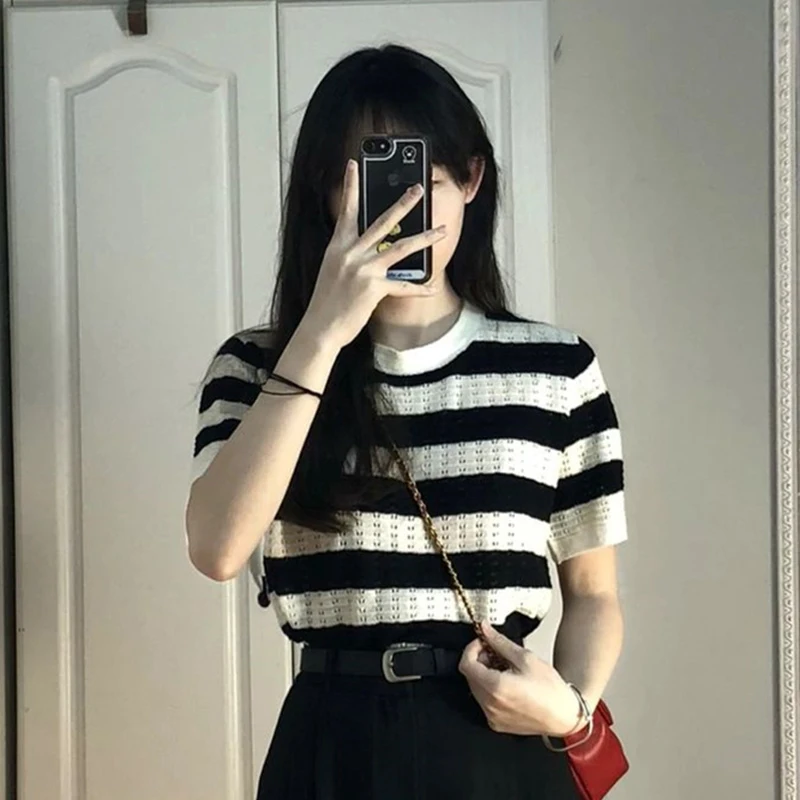 Fashion Women's Striped New Crew Neck Knitted Sweater Pullover Hollow Summer Thin Short-sleeved Top