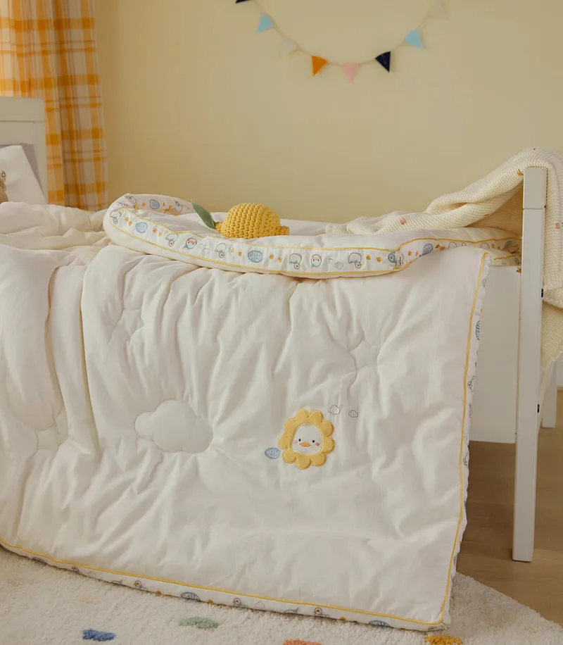 Ins Wind Duckling Class A Soybean Fiber Quilt Baby Thickening Warm Winter Quilt Children's Kindergarten Single