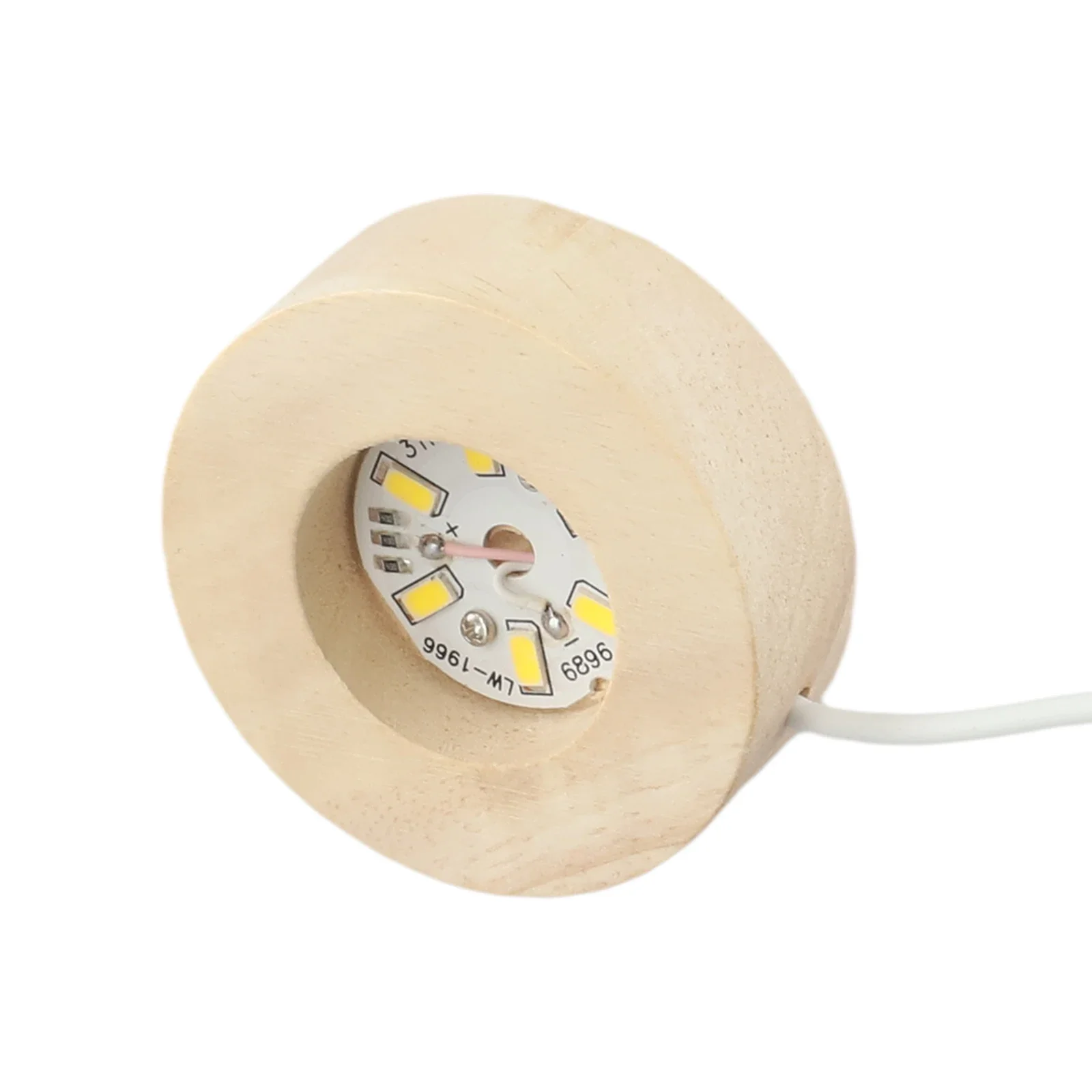 Рисунок 3 - Декоративные настольные украшения для дома