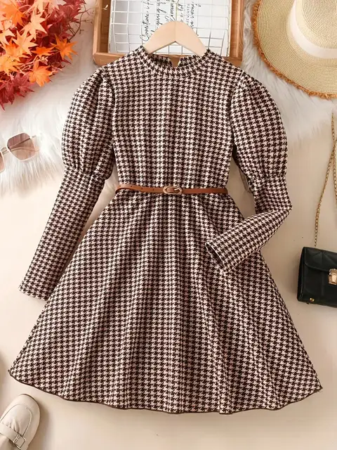 Charmante robe d'été verte pour fille avec poches décoratives et taille à nouer, jolie robe d'été, style tendance 1