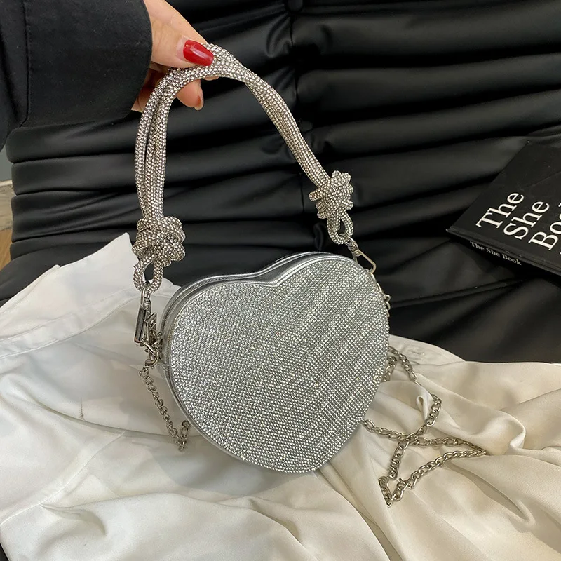 

Модные женские сумки через плечо в форме сердца, маленькие модные сумки-мессенджеры с яркими бриллиантами, повседневные женские сумки через плечо с цепочкой, кошелек, серебристый