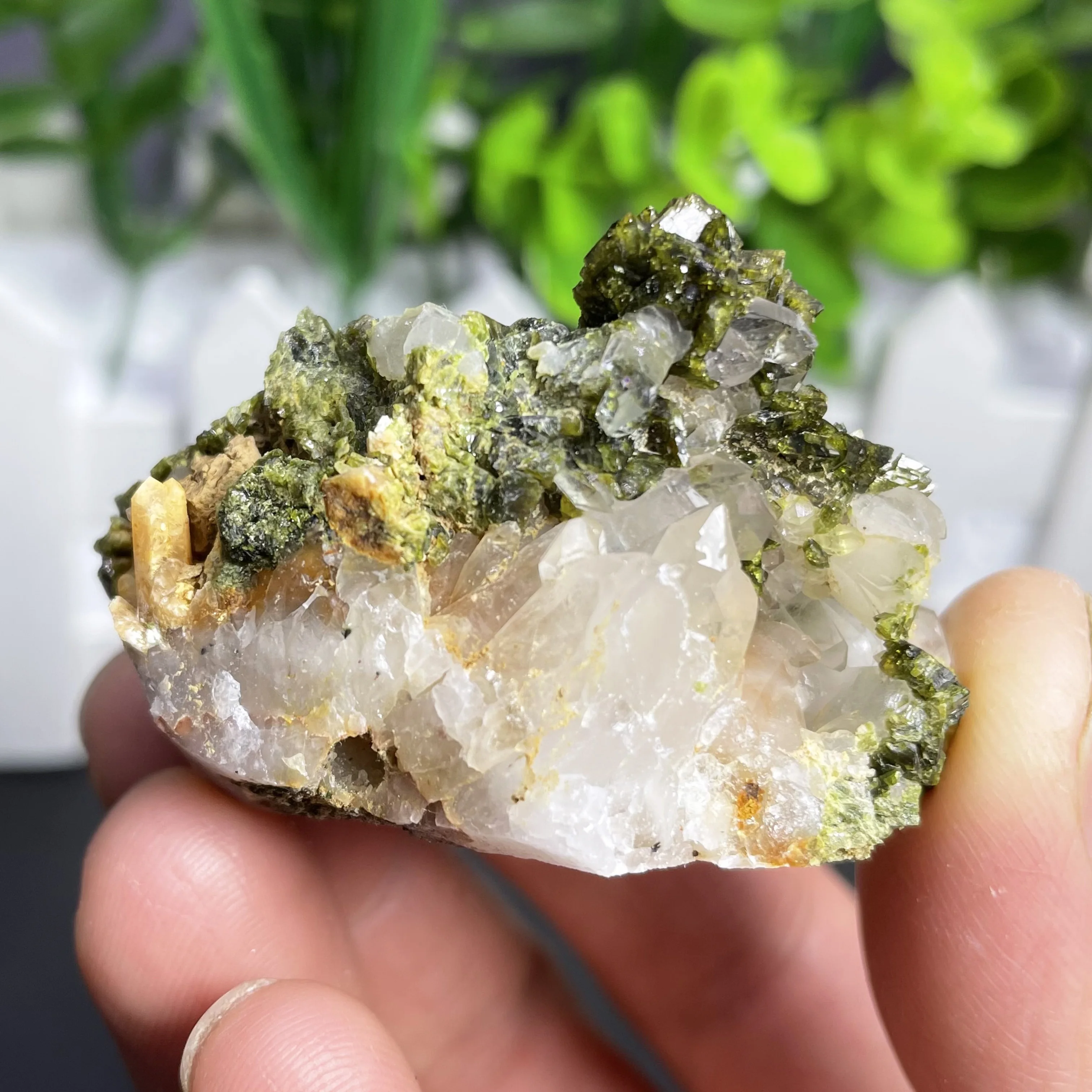 Natural Green Epidote Crystal Symbiosis Clear Quartz Rough