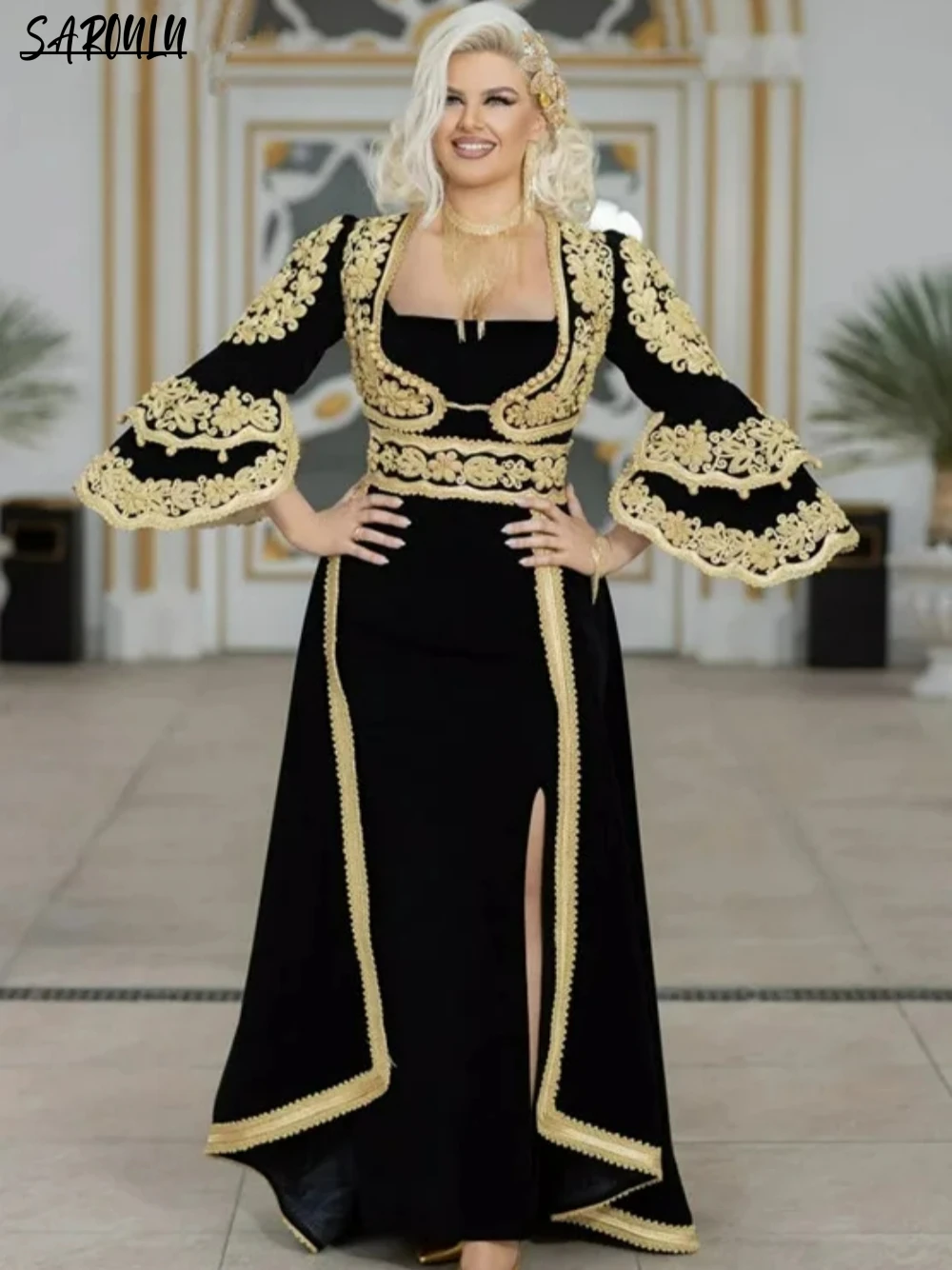 

Black Long Sleeve Evening Dress African Moroccan Gold Appliques Celebrity Prom Gown Vintage A-line Floor-length Dress