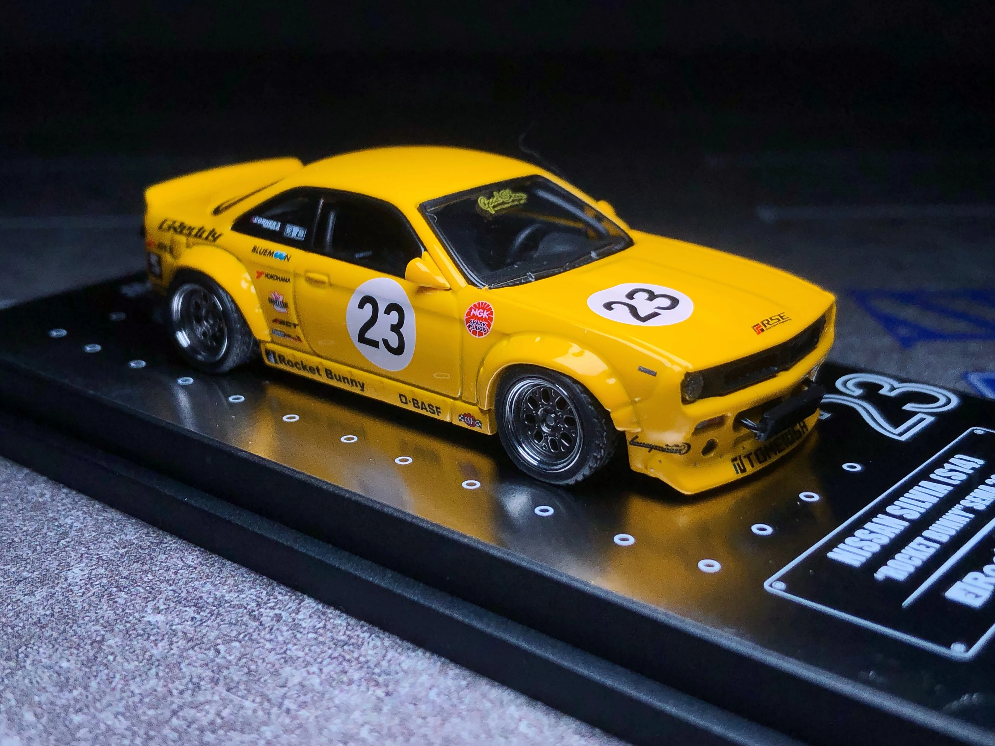 

Коллекционная модель автомобиля Inno 1/64 Silvia S14 Boss Rocket Bunny Sema 2015, лимитированная коллекция, хобби-игрушки