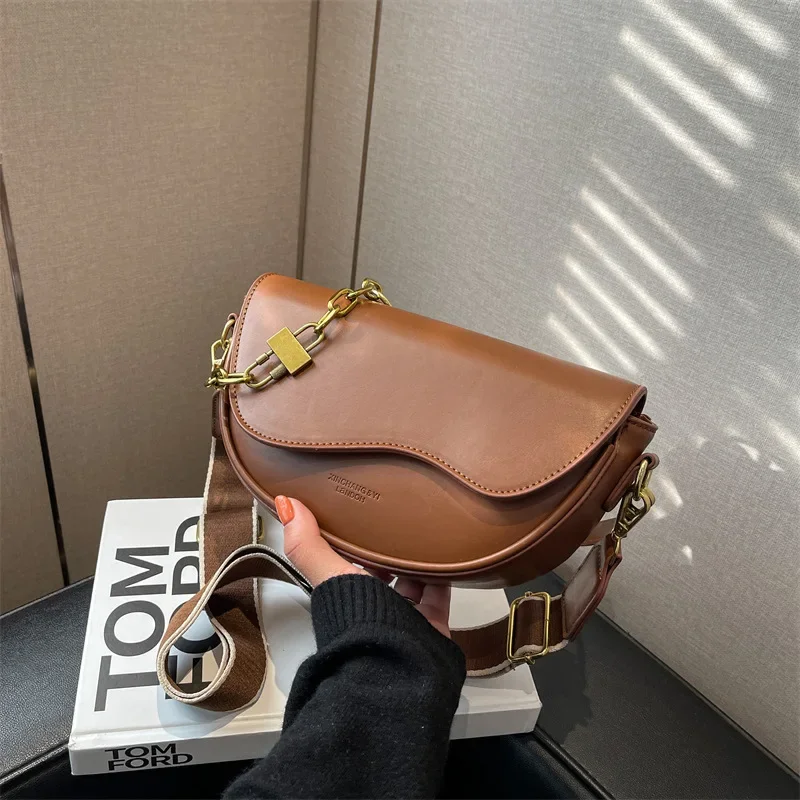 

Stylish Good Texture Small for Women 2024 New Popular Retro Easy Matching Crossbody Shoulder Underarm Saddle Bag