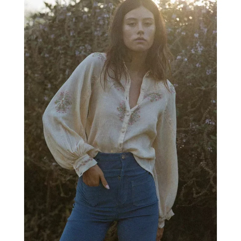 

DOE*N Blouse Women's Rural Minority Retro Cotton French Flower Embroidered Polo Shirt 2023 New Elegant Tops