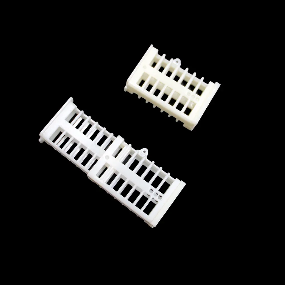 180PCS Wholesale Bee Farm Rearing Cage Imprison Introduction Virgin Queen Plastic Box Pulling Type Beekeeping Tool Supplies