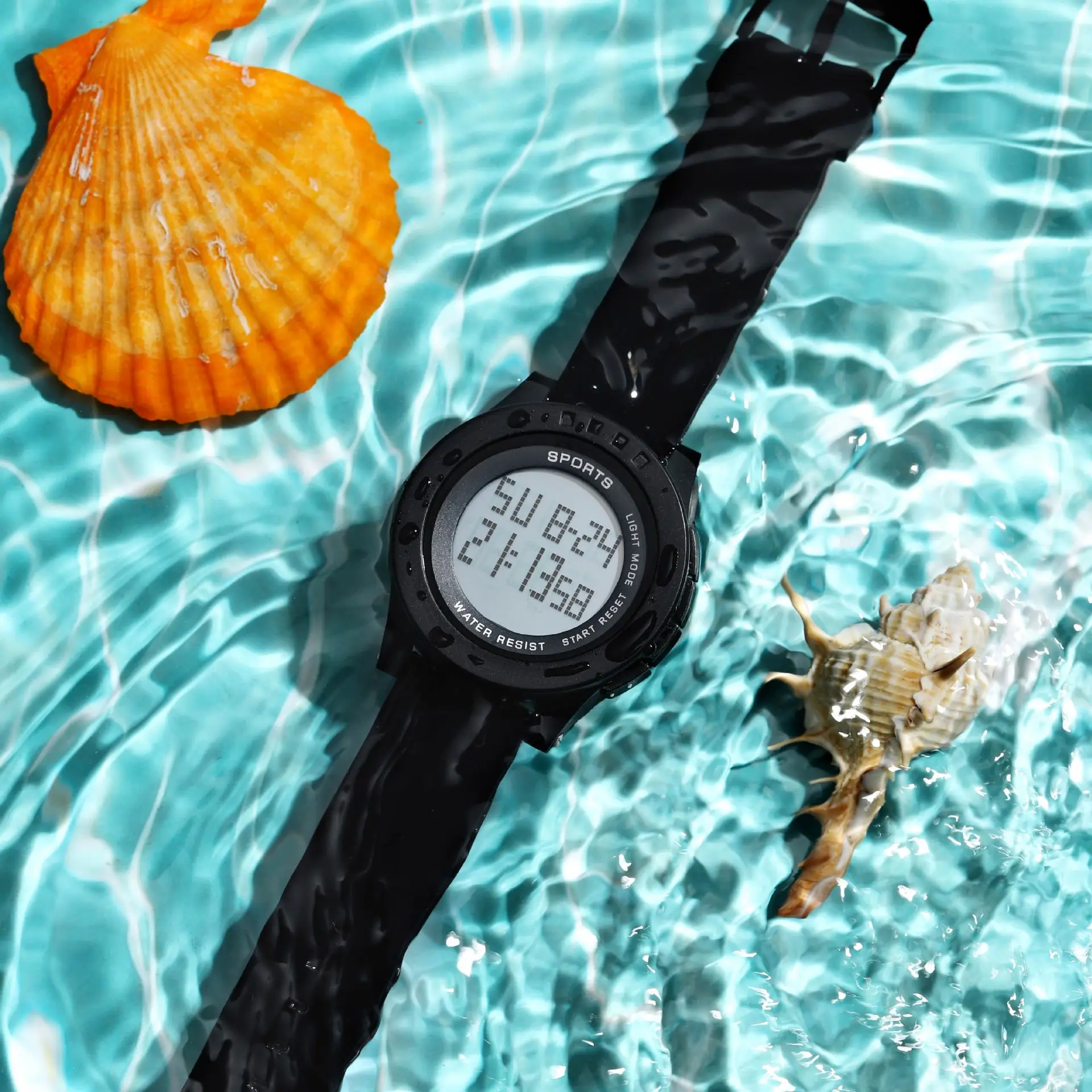 

Sport Round Watch Luminous Simple Dial Casual Multifunction Clock Outdoor Rubber Strap Fashionable Outdoor Watch for Men