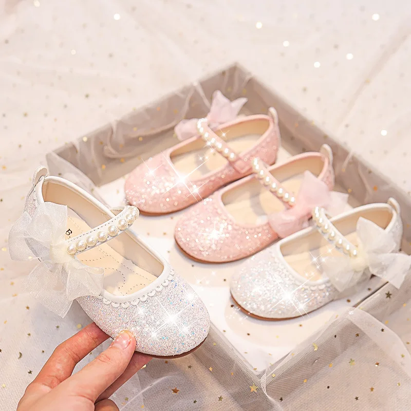 รูปสินค้า สาวOxfords Blingรองเท้าฤดูใบไม้ผลิฤดูใบไม้ร่วงเด็กโรงเรียนเต้นรํารองเท้าPearl Beadingsสาวใหญ่นุ่มรองเท้าหนังPUสีชมพู,สีเบจ