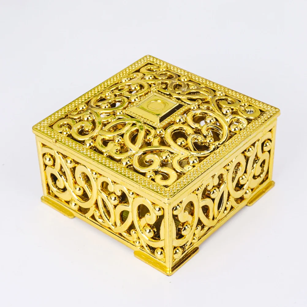 

Hollow Out Flower Pattern Gift Boxes Square Mini Plastic Candy Boxes Packaging Case Party Favors candy boxes (Golden)