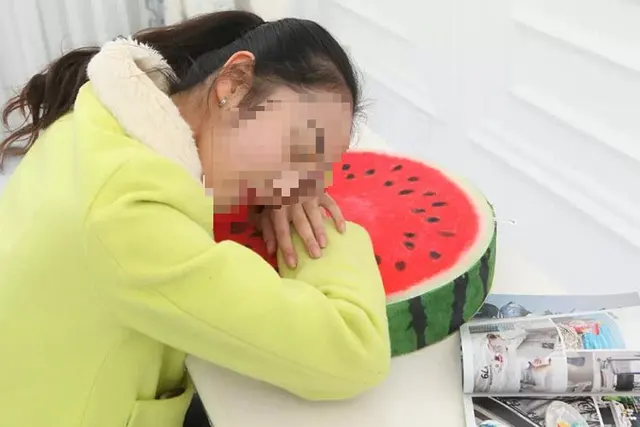Coussin en forme de fruit de 33cm, pour lire et regarder le dos et la tête au lit, coussin rond non pelucheux 5