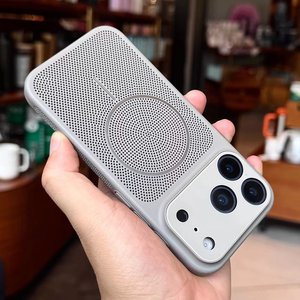 Enhanced Cooling Phone Case with Heat Dissipation & Breathable Design