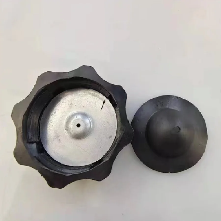 3C451-04292,3C451-04290,Fuel Cap Kubota M7040,M8540,M5640,M6040,M5640S