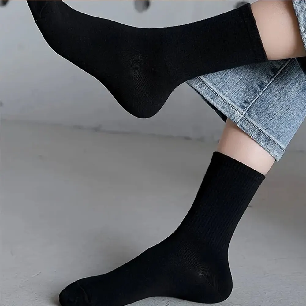 Mid Length Socks Women Classic Black White Solid Color Fashionable Casual Sports Absorbing Breathable 7/10/20 Pairs womens socks
