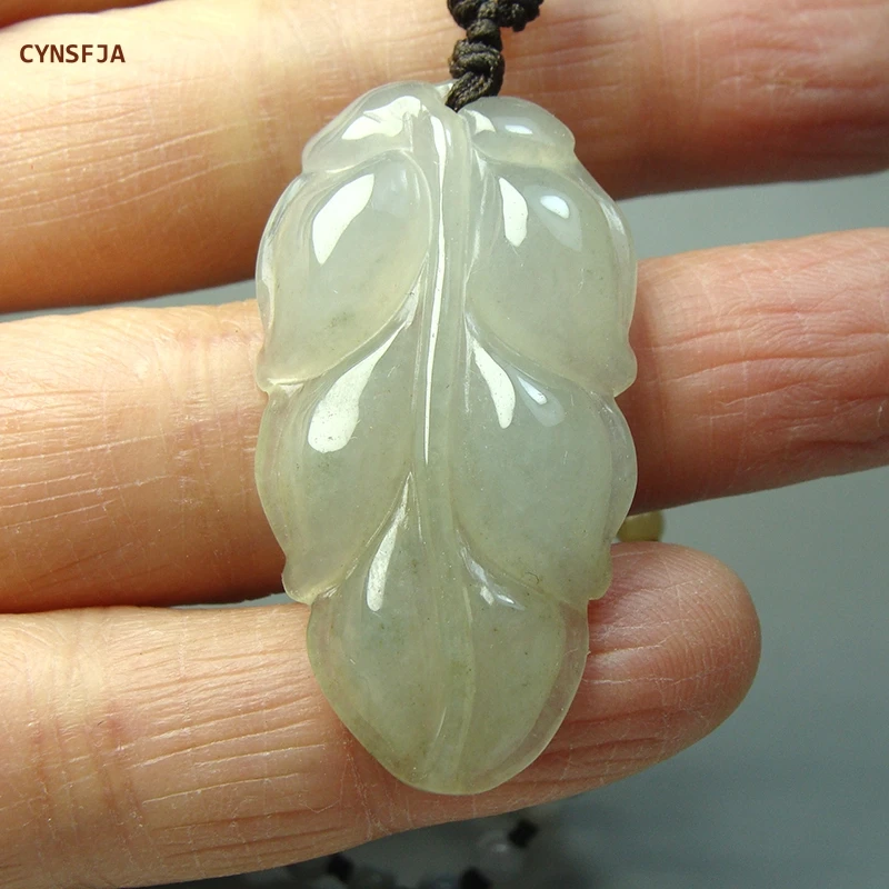 

CYNSFJA Real Rare Original Certified Natural Burmese Grade A Ice Emerald Jadeite Lucky Charms Jade Pendant Hand-Carved Gifts