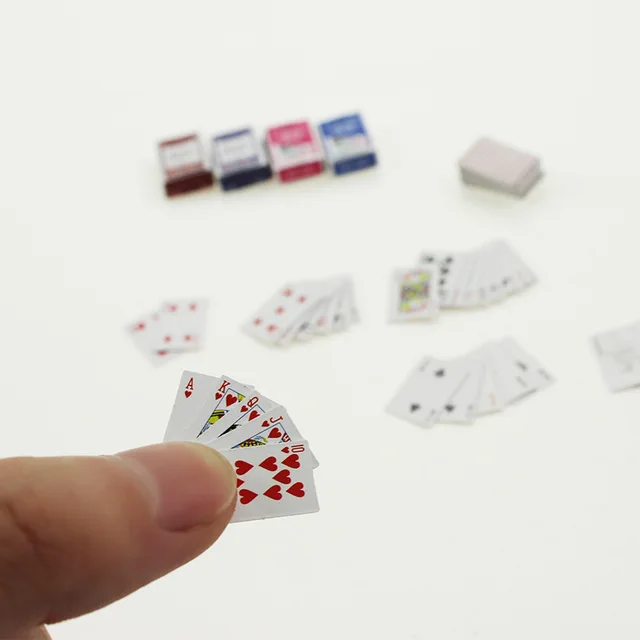 1Set Mini Poker Playing Cards Toys Pretend Play paper Poker model for Barbi House 1/12 Dollhouse Miniature Decor Accessories 1
