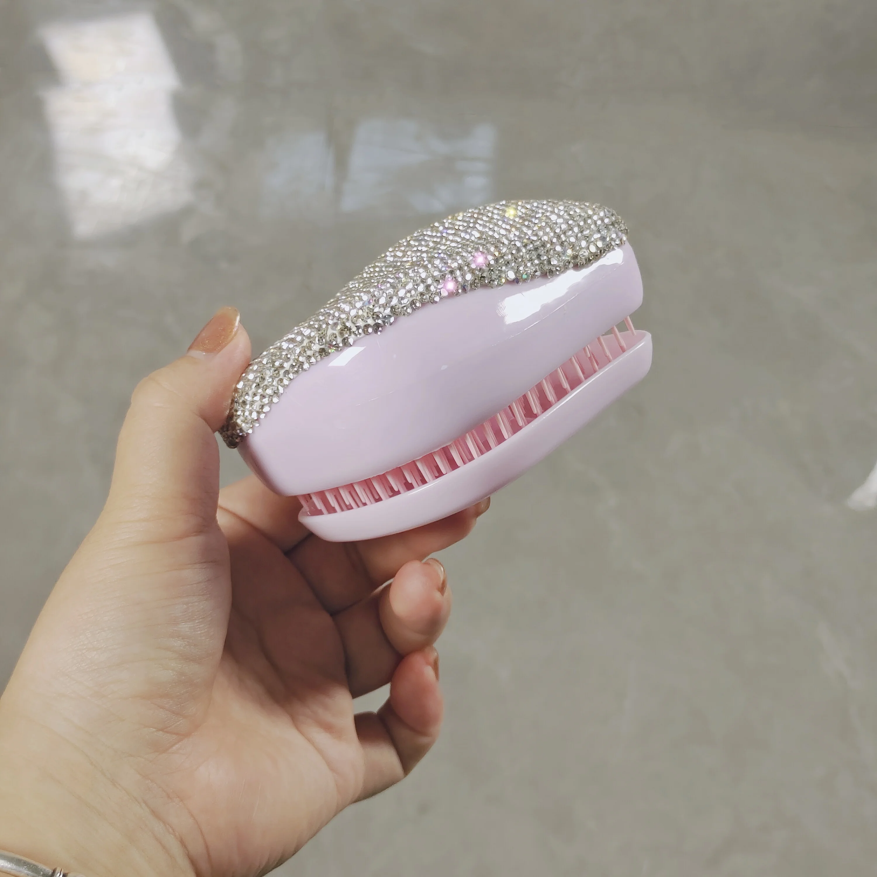 High appearance level air cushion massage comb Artificial diamond set small portable fluffy anti-static home massage comb 3