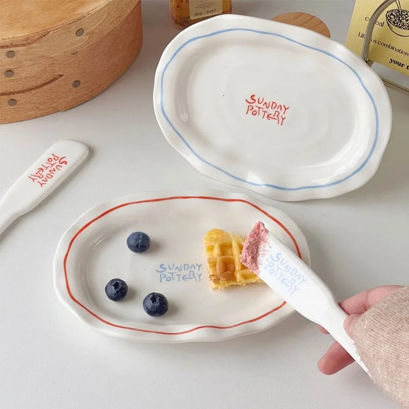 KoreanStyleIrregularCeramicPlateDessertSnackDishLetterLinePatternGlazedunderColorProcessFlatDishforUniversa...