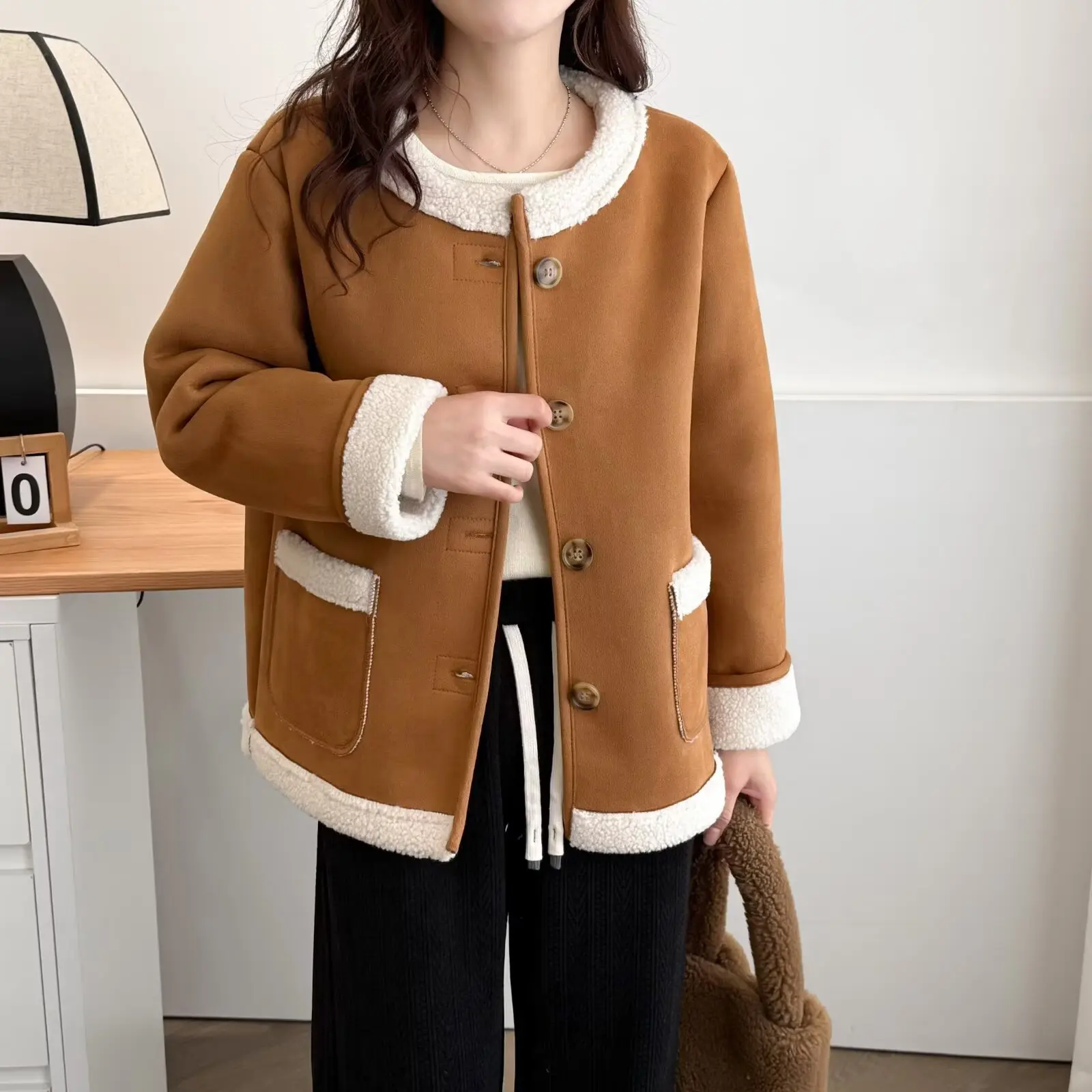 2025 Winter New Style Elegant Chic Thickened Warm Fleece Jacket XXXXL Fashion Plus Size Women's Suede Coat 927