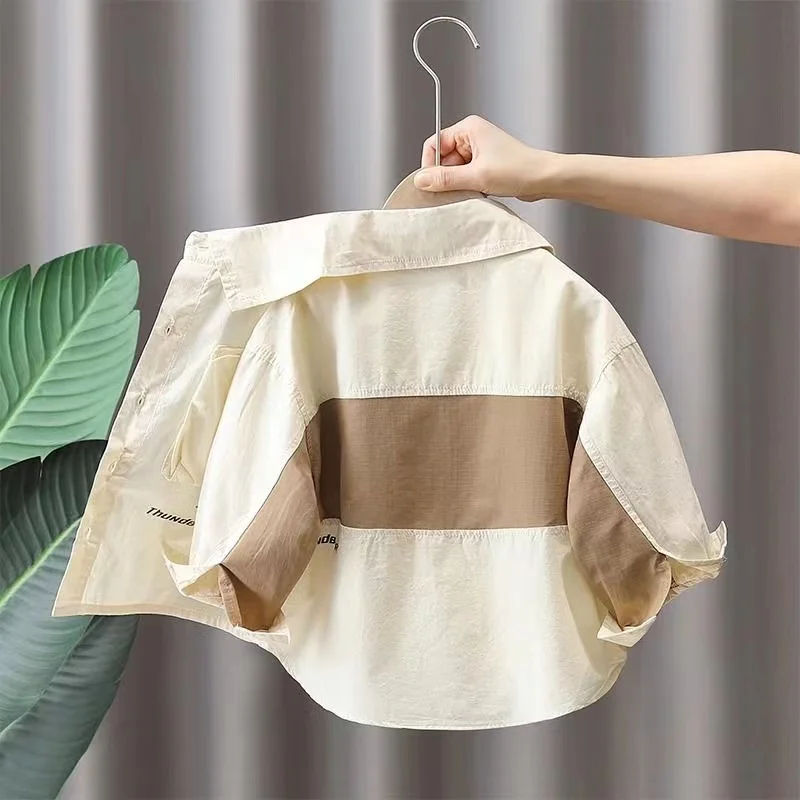 

Рубашка для мальчиков весна-осень 2024 новая однотонная универсальная рубашка для детей малого и среднего размера корейский топ