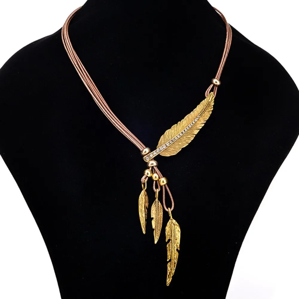 Hot Sale New Fashion Bohemian Women Girl Alloy Feather Antique Vintage Time Necklace Sweater Chain Pendant Jewelry Gifts