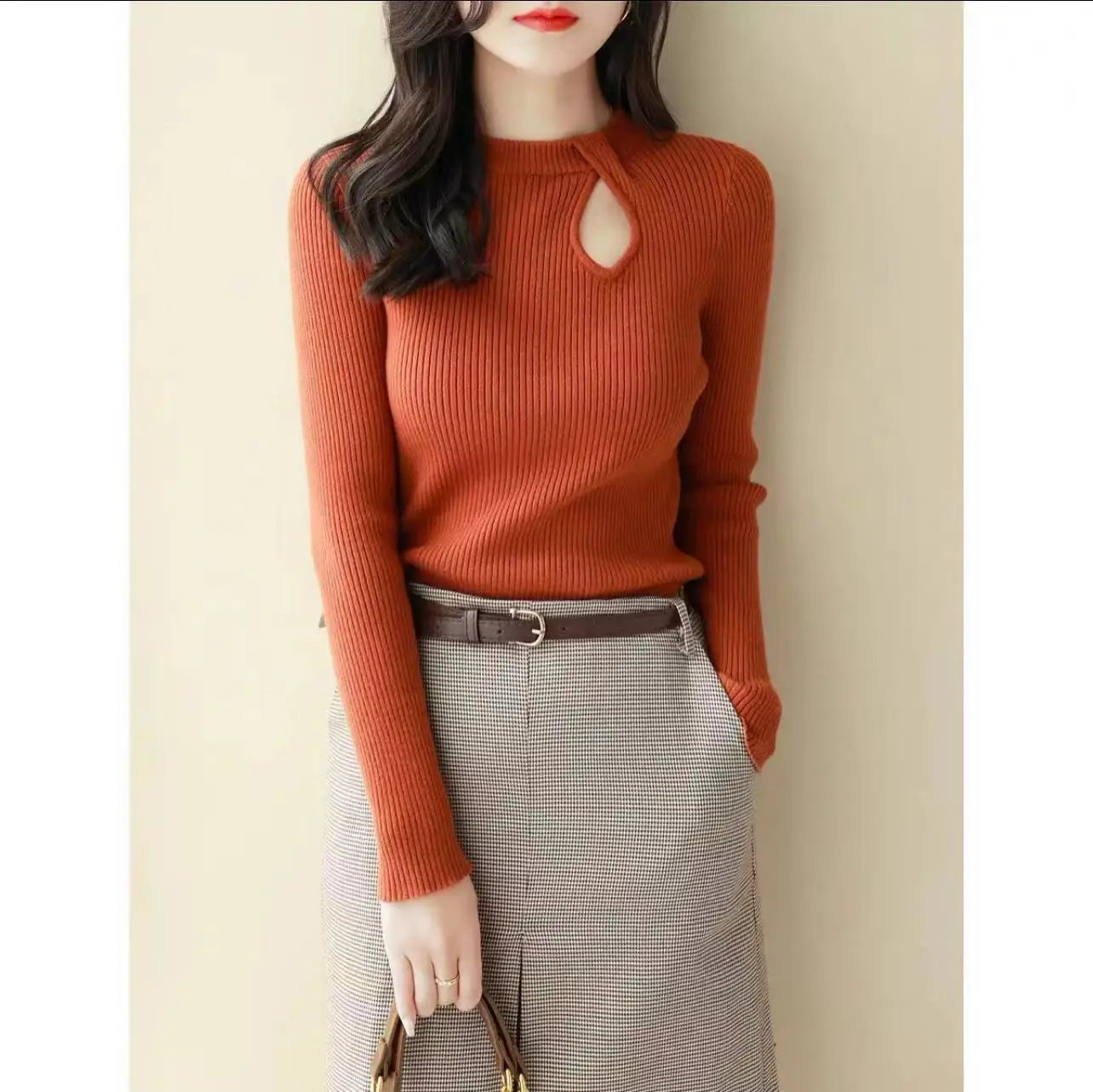 

Long sleeved knitted sweater autumn and winter new 2023 western-style fashion half high round neckline tie slim fit bottom top