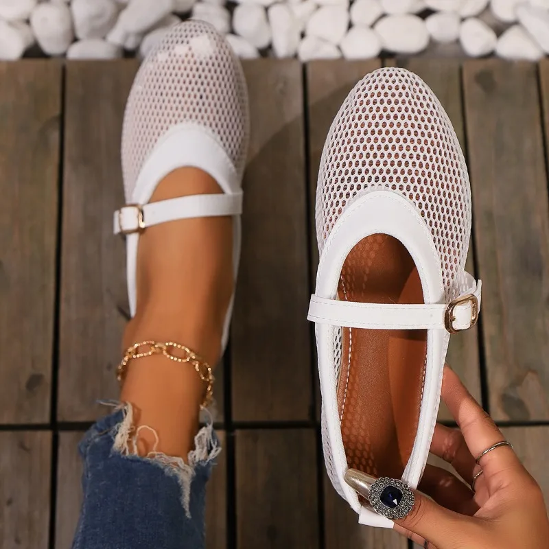 New 2024 Hollowed Out Women's Flat Shoes Leather Buckle Spring and Summer Fashion Moccasins Mary Jane Ballet Flats Women 2