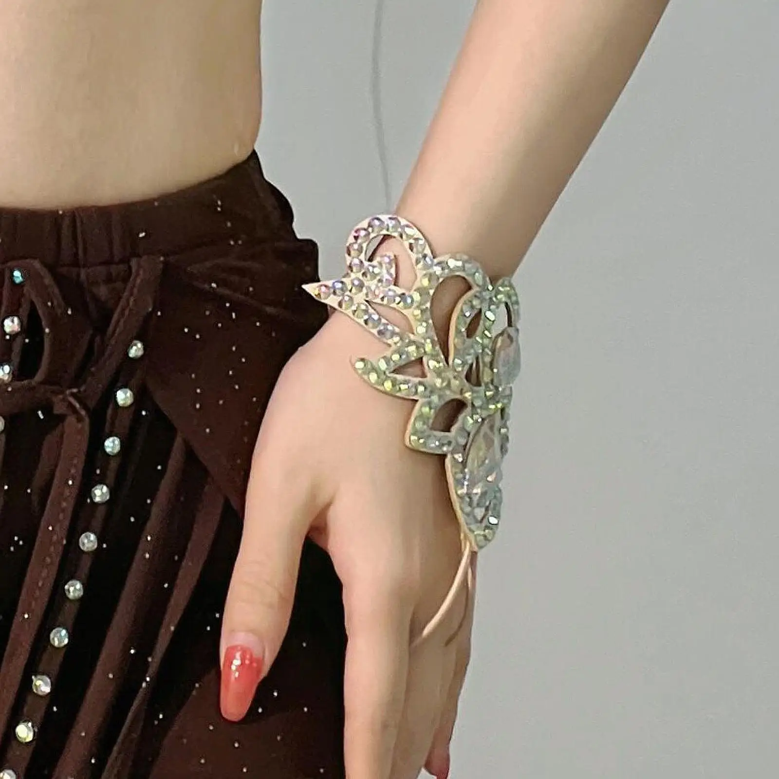 Belly Dancer Jewelry, Women Handmade Elegant Shining Hand Chain Jewellery, Linked Bracelet Chain Jewelry Belly Dancer Jewelry, Women Handmade Elegant Shining Hand Chain Jewellery, Linked Bracelet Chain Jewelry