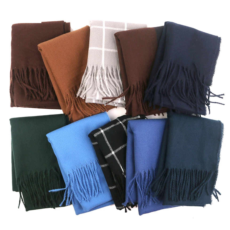 Рисунок 2 - Мужские шарфы в классическом стиле