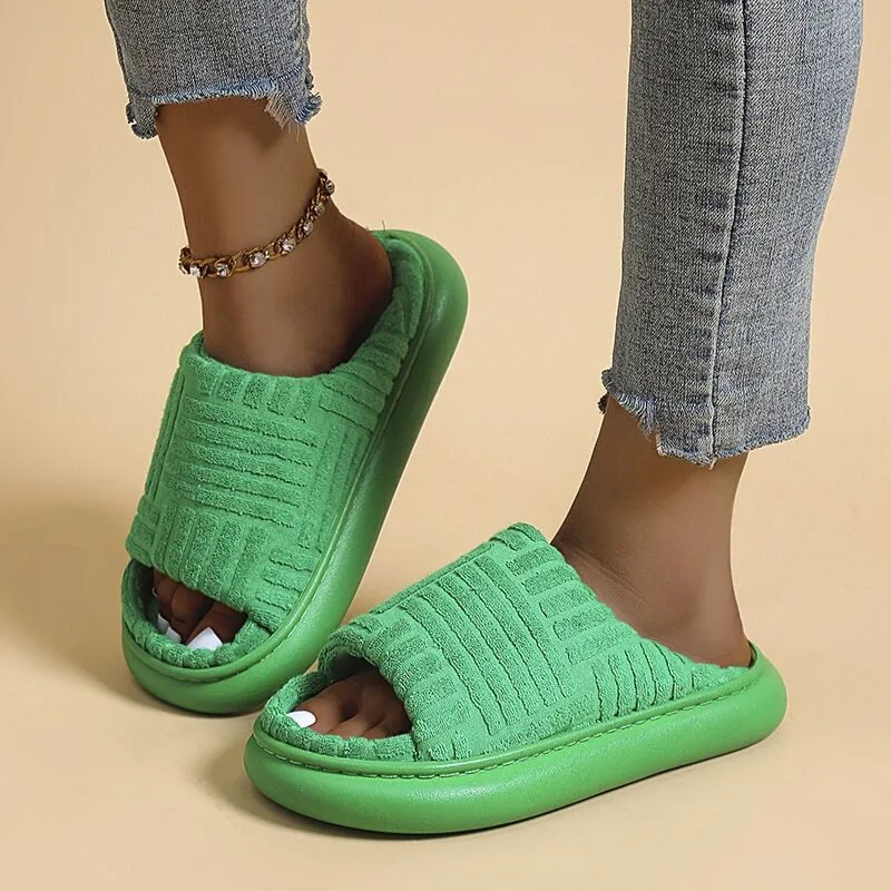 Runway Slipper Women Green Womens Slipper Womens Green Slides