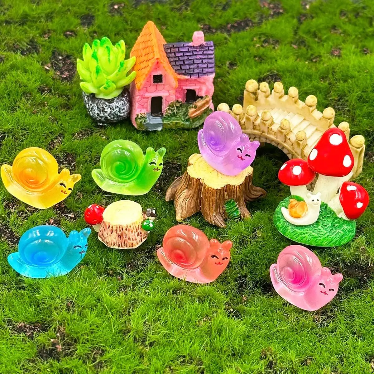 Glow in The Dark Snail Figurines 50Pcs Glow in The Dark Tiny Snail Miniature Figurines Snail DIY Ornament Accessories For Home Micro Fairy Garden Landscape Decor