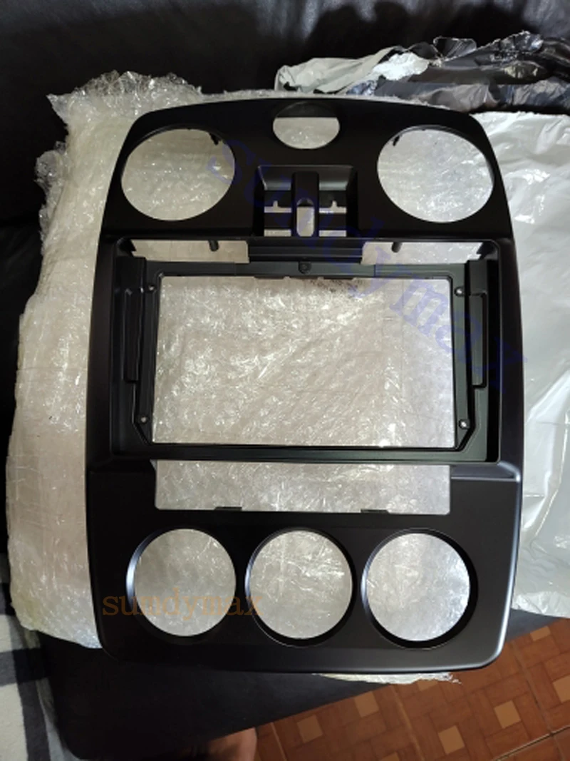 

2 Din 10.1 Inch Car Radio Plastic Fascia Panel Frame for Chrysler Pt Cruiser 2006-2010 Installation GPS Mp5 Dash Mount Kit