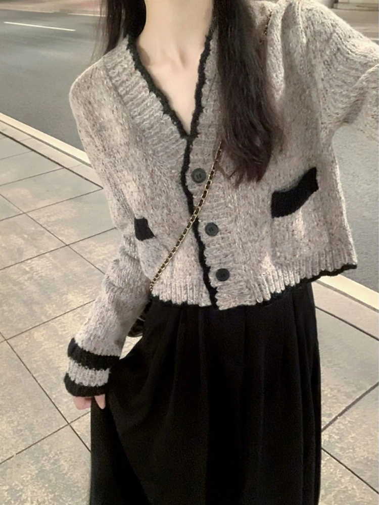 Spring New V-Neck Maternity Knitwear French Style Short Cardigans Jackets Pregnant Women's Knitting Coat Single-breasted Sweater