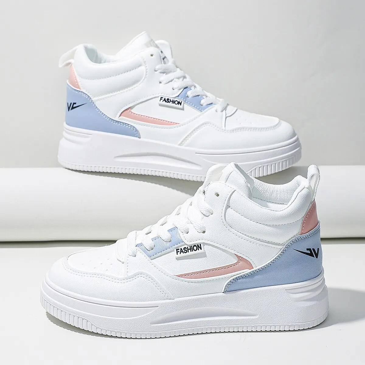Women Skate Shoes High-top Sneakers Lace-Up Front Lightweight Work Sneakers For Indoor Outdoor Gym