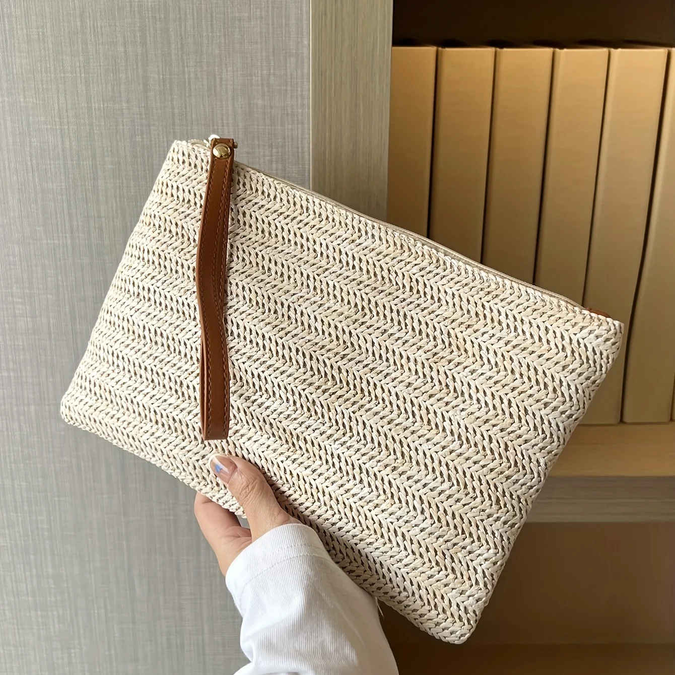 Straw Woven Clutch Bag, Trendy Braided Waist Purse, Women's Zipper Handbags for Phone Coin Key, Lady's Ultra Thin Straw Bag