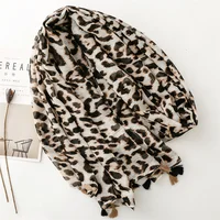 2024 New Fashion Luxury Leopard Print Ladies Women Scarf Female Cotton Linen Shawl Tassel Four Seasons Muslim Hijab 90*180cm 2