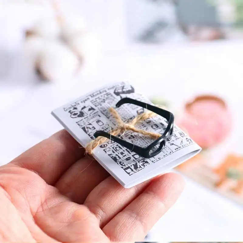 1:12 Dollhouse Accessories Simulation Miniature Mini Newspaper Magazines Model  For Barbies Bjd Ob11 Dolls Kids DIY Pretend Play 3