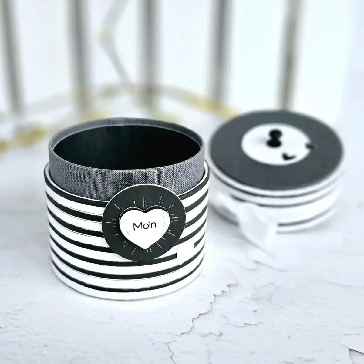 Hand Love Circle Metal Cutting Dies Diy Scrapbooking Crafts Maker Photo Album Template Handmade Decoration