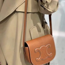 

Genuine Leather Saddle Bag Women's Retro Designer One-Shoulder Crossbody Bag Cowhide Small Square Bag Purses and Handbags