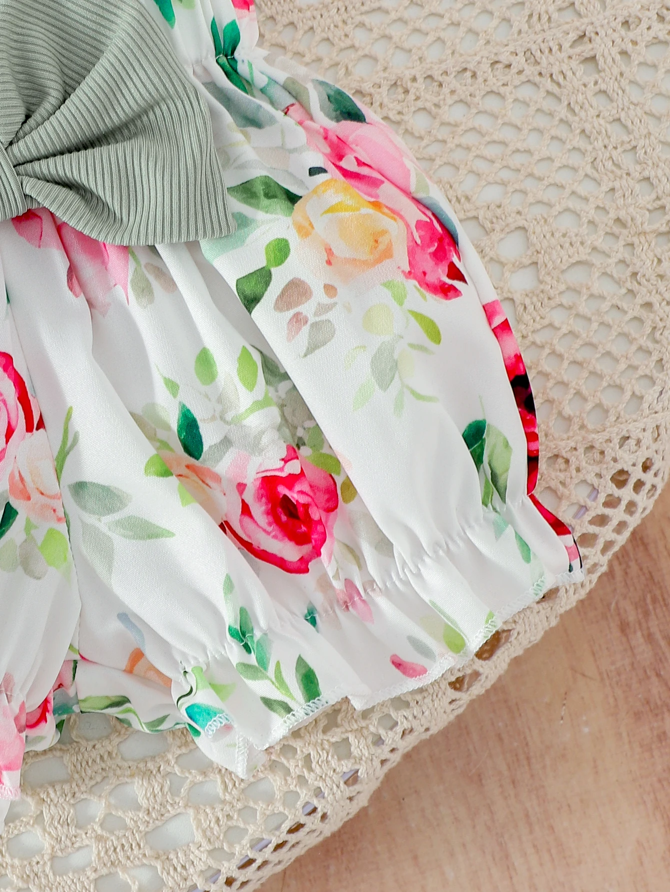 3PCS 여름 새 스타일 소녀 0-1 세 달콤하고 편안한 녹색 반팔 옷 + 인쇄 반바지