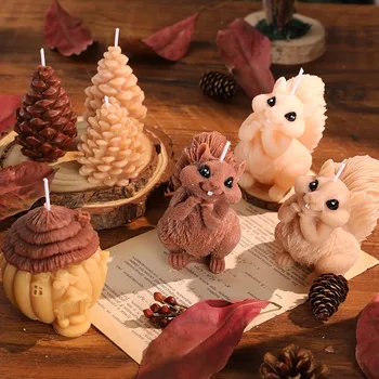 Pinecone Christmas Candle & Woodland Squirrel Shaped Scented Candles for Festive Table Decor 1
