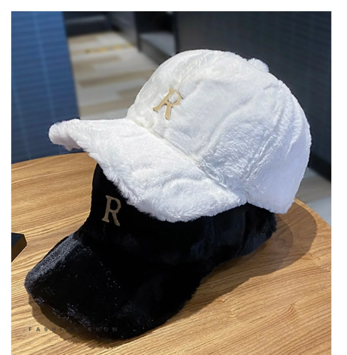 Herbst Winter Baseball Kappe Hüte Für Frauen Faux Verdickt Warme Plüsch Snapback Kappe Metall Brief Mode Zubehör Neue – Detail 4